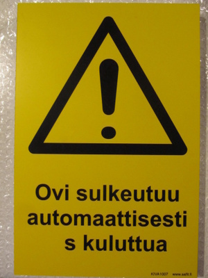 Kilpi • Ovi sulkeutuu automaattisesti s kuluttua