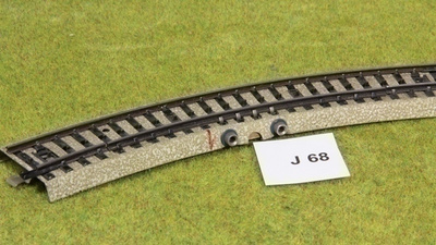 #J68 Märklin 5104, kontaktiraide