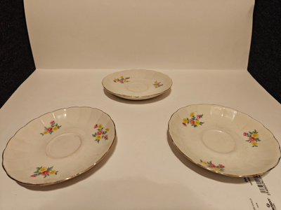 Made in Finland Lautaset/Tassit 3kpl