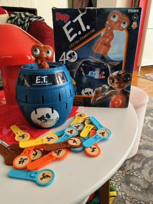 Tomy E.T. pop up