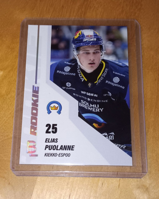 25-26 Blueline Rookie Holofoil Elias Puolanne /40 K-Espoo