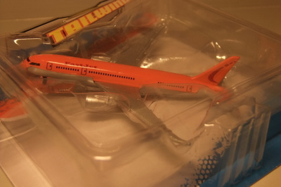 Boeing 787-8 dreamliner  1:300