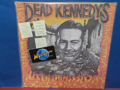Dead Kennedys – Give Me Convenience VG+/EX+ LP