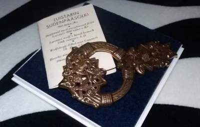 Kalevala Koru, Sudenpää-solki kk Pronssi