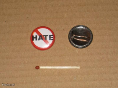 No Hate rintanappi 1" a3