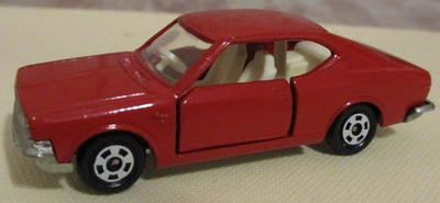 Toyota Corona MKII HT 1700 SL 1974 Red Tomica Japan 1:60