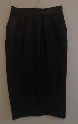 Vintage musta pitkä nahkahame S 36 38