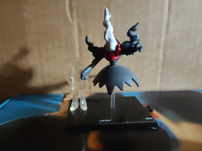Pokemon Yujin scale Darkrai ja Ash