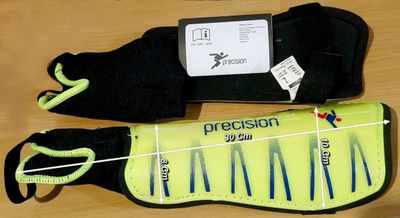 Säärisuojainpari Precision L-koko (Jalkapallo)