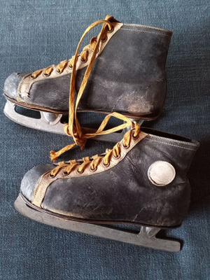 VANHAT LUISTIMET vintage koko 35