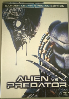Alien Vs Predator (R2-Suomi)