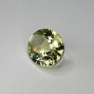 Luumäki jaloberylli 5.27ct elävä suomalainen aarre +todistus