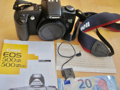 VANHA Kamera Canon EOS 500N SIISTI