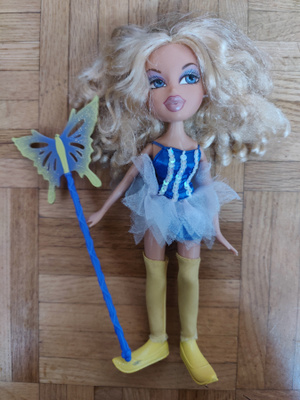 Bratz Costume party Cloe