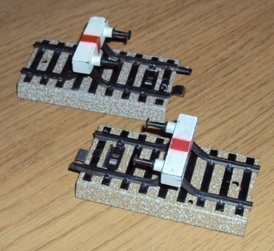 Märklin M 7190 päätepuskin metallia 2 kpl