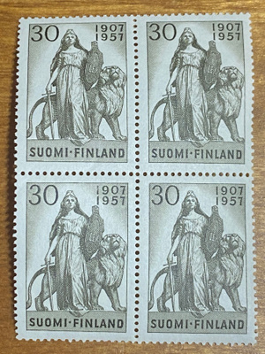 EDUSKUNTA 50 VUOTTA NELIÖ**