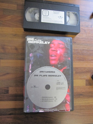 JIMI PLAYS BERKELEY - VHS