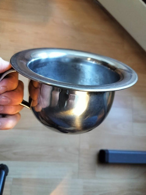 Potan mallinen RST koristeastia