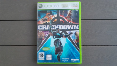 Xbox360: Crackdown peli (2006)