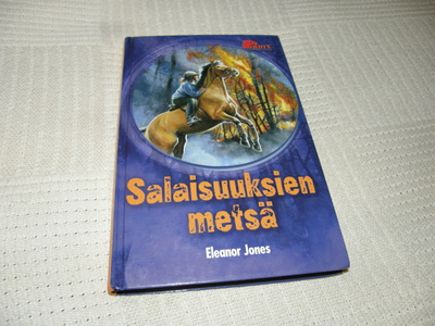 Eleanor Jones Salaisuuksien metsä