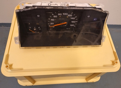 Toyota Tercel II 1.5 DX 3A 4WD Station Wagon AL25 mittaristo