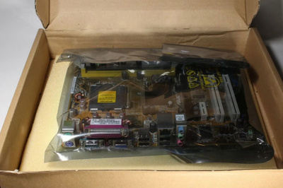 LGA775-emolevy Asus P5VD2-VM SE, Asuksen tehdaskunnostama