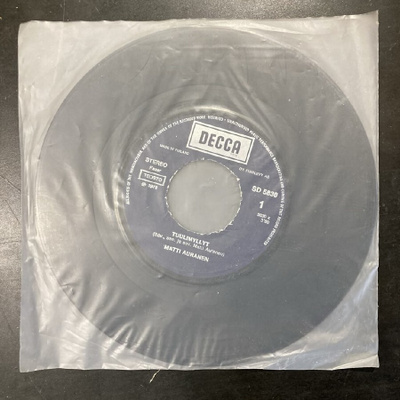 Matti Auranen - Tuulimyllyt / Tuskinpa vain Yngve 7''