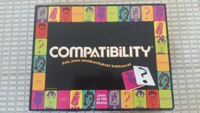 Compatibility - lautapeli, hyväkuntoinen