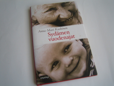Anna-Mari Kaasinen - Sydämen vuodenajat (2009, 1.p.)
