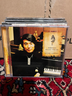 Izumi Tateno : Sibelius Piano Pieces