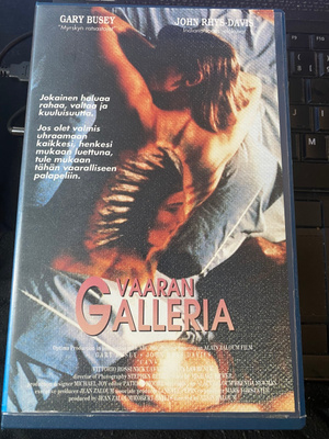 Vaaran galleria (Canvas) Gary Busey