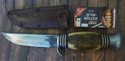 Puukko saksalainen jämäkkä koristeltu sormisuoja