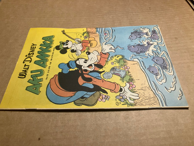 AKU ANKKA 23/1976 HYVÄ