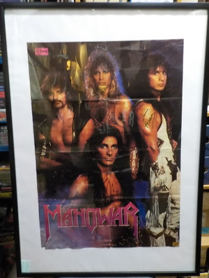 MANOWAR JULISTE KOKO BÄNDIN NIMMAREILLA