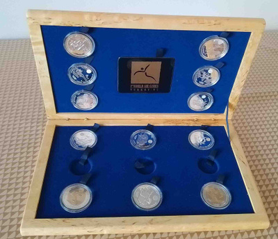 1st World Air Games 1997hopeamitalisarja visakoivulaatikossa