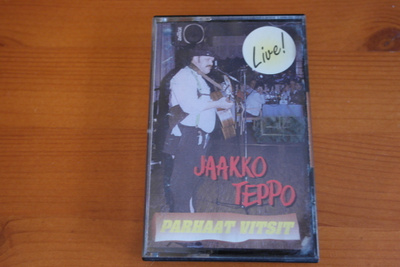 Jaakko Teppo:Parhaat vitsit,live C-kasetti.