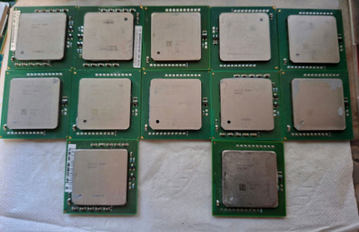 12 kpl Intel Xeon (Socket 604) – 2.8DP & 2.4DP