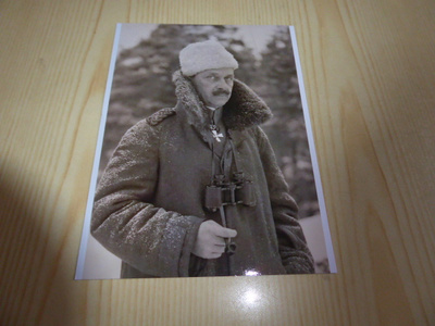 Uusi Mannerheim valokuva koko noin 11 cm x 15 cm