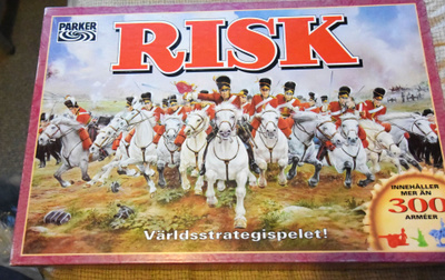 RISK Världsstrategispelet - Ruotsinkielinen RISK vuodelta 19