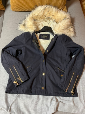 RIVER ISLAND upea talvitakki turkis vuori huppu 36(m)
