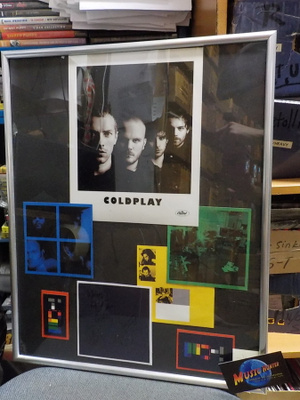 COLDPLAY TAULU NIMMAREILLA