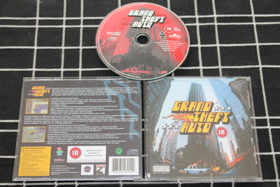 Grand Theft Auto 1 GTA PC 1997 peli + musiikki CD-ROM