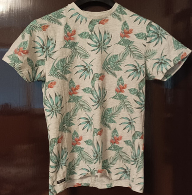 Threadbare t-paita, koko S