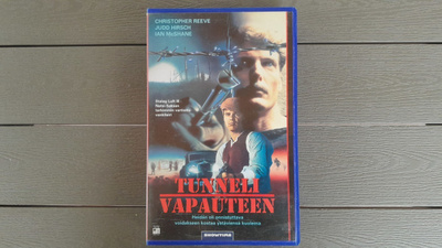 VHS: Tunneli Vapauteen / The Great Escape (Christopher Reeve