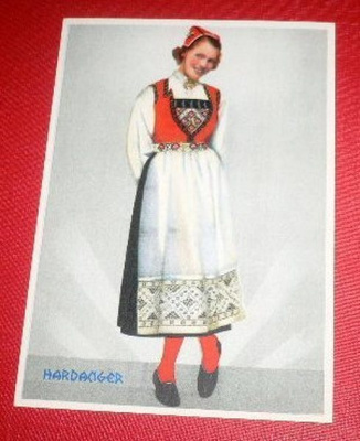 Hardanger - Norja - Kansallispuku   (K7)