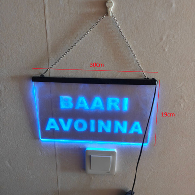Baari avoinna-ledikyltti