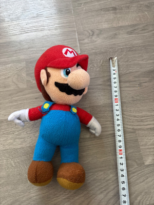Super Mario pehmolelu