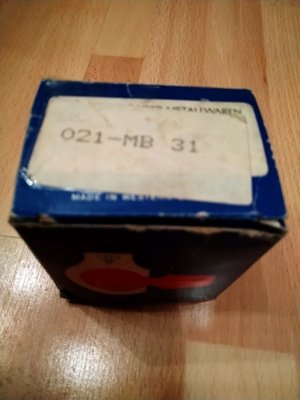 MB W114, W115 Alapallonivel 021-MB31