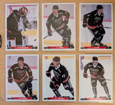 2023-24 Cardset Series 1 JYP Team Set 12 korttia (49-60)
