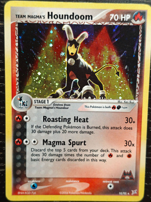 Houndoom 10/95 Team Magma's Holo